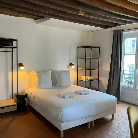 Conde Chic * Paris